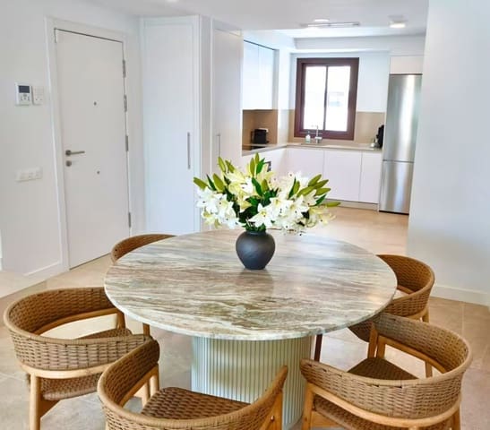 3 soverom Penthouse til salgs i Estepona - € 779 000 (Ref: 9851505)