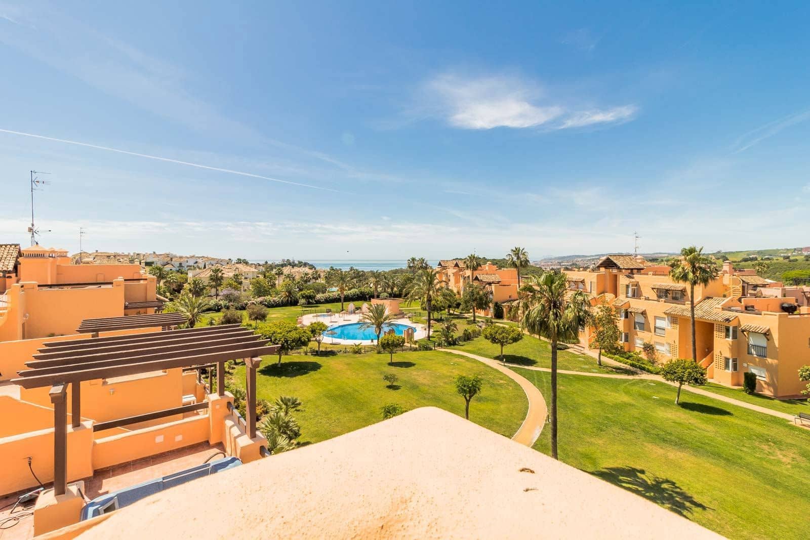 3 bedroom Penthouse for sale in Bahia de Casares - € 340,000 (Ref: 9851508)