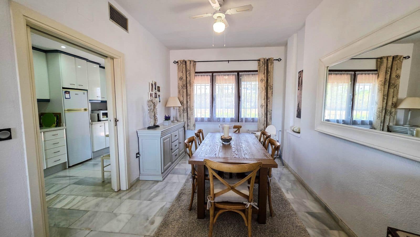 3 sovrum Hus till salu i La Duquesa / Puerto de la Duquesa - 485 000 € (Ref: 9864794)