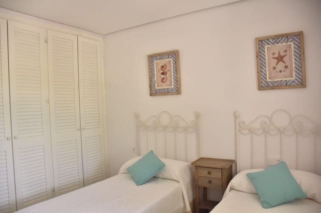3 quarto Apartamento para venda em Elviria, Marbella - 625 000 € (Ref: 9864795)