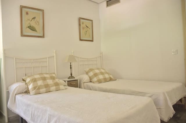 3 quarto Apartamento para venda em Elviria, Marbella - 625 000 € (Ref: 9864795)
