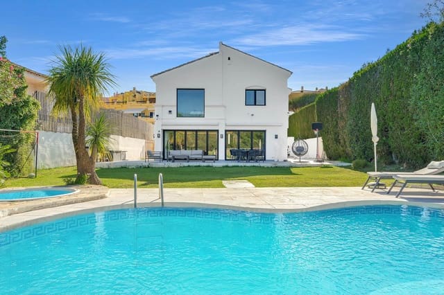4 quarto Moradia para venda em Guadalmina Alta, Marbella - 2 200 000 € (Ref: 9864796)
