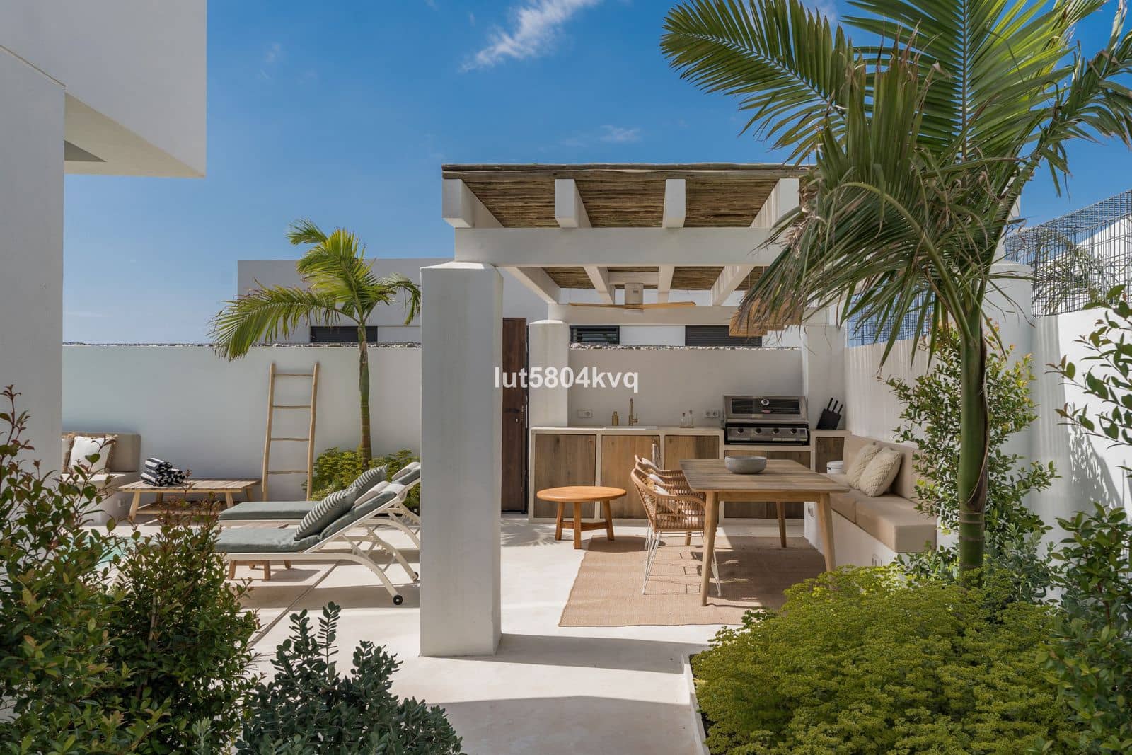 3 slaapkamer Halfvrijstaande villa te koop in Riviera del Sol - € 850.000 (Ref: 9864797)