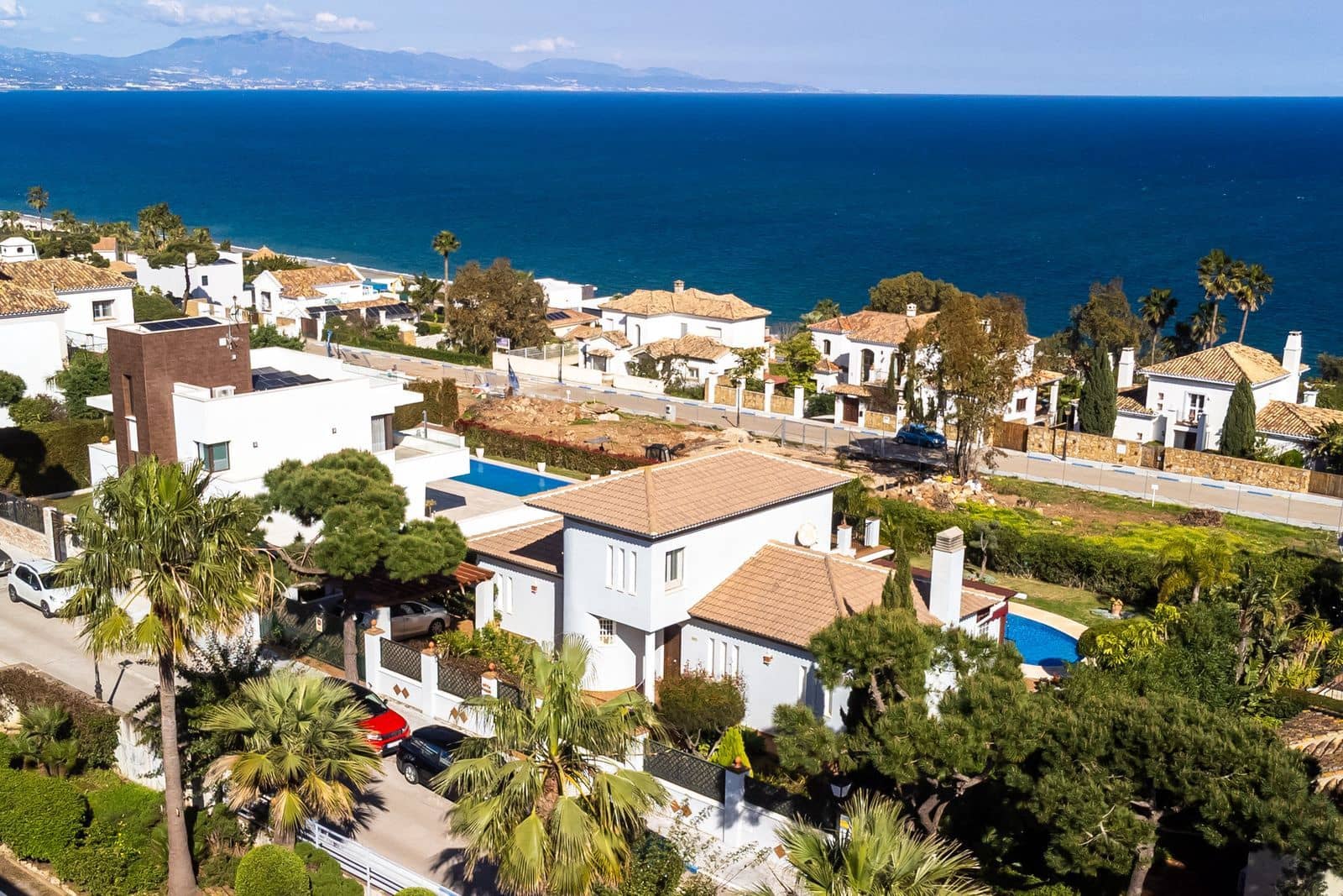 3 soverom Villa til salgs i La Duquesa / Puerto de la Duquesa - € 875 000 (Ref: 9864807)