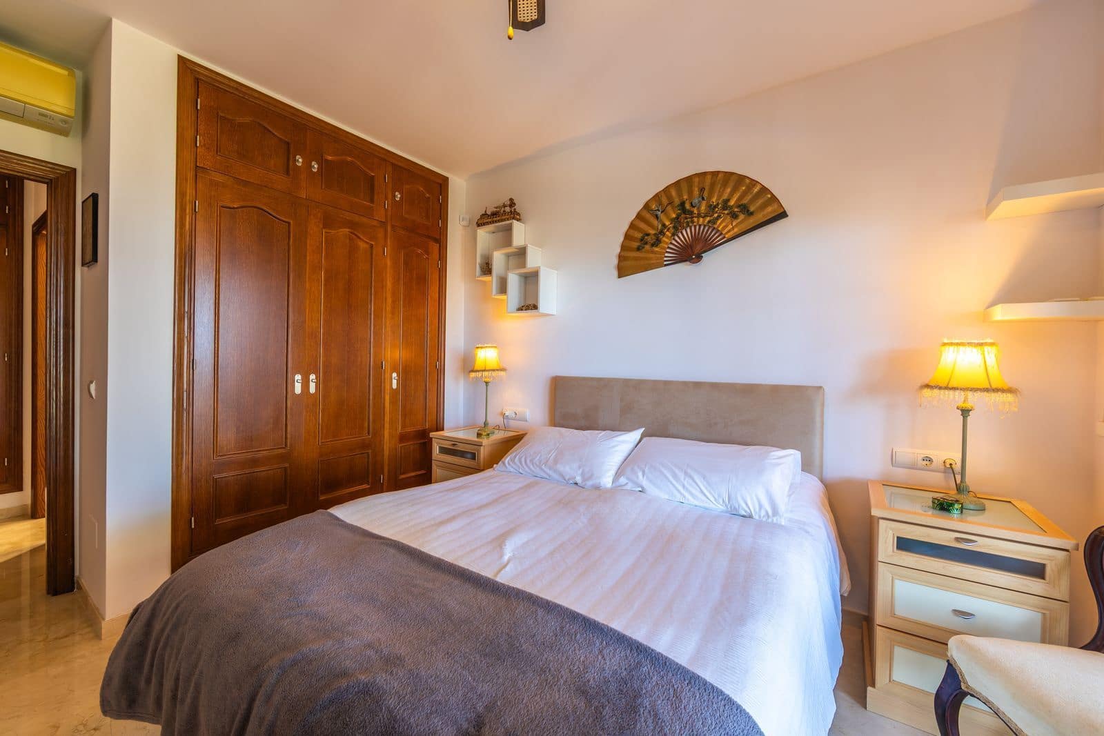 3 soverom Villa til salgs i La Duquesa / Puerto de la Duquesa - € 875 000 (Ref: 9864807)