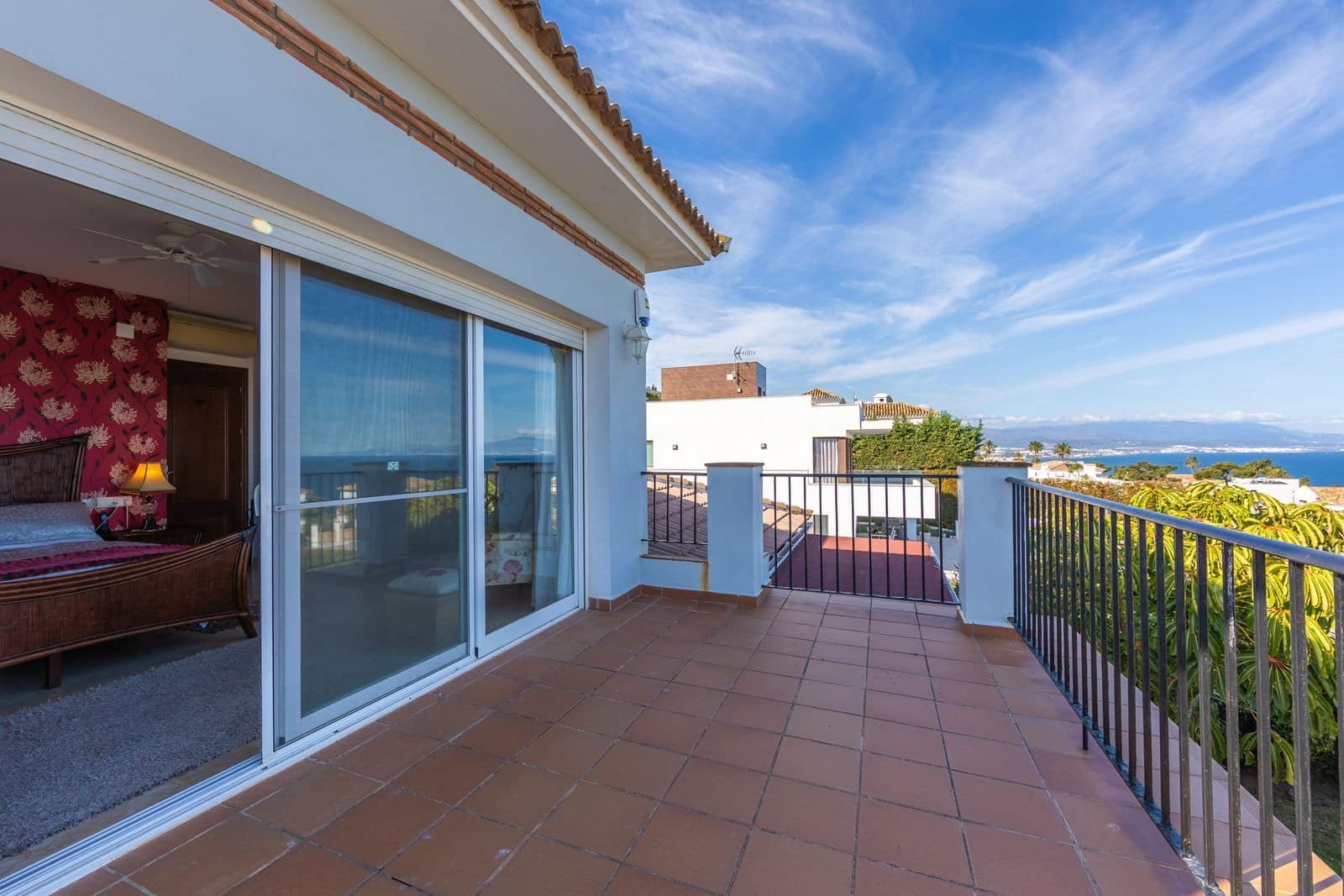 3 soverom Villa til salgs i La Duquesa / Puerto de la Duquesa - € 875 000 (Ref: 9864807)