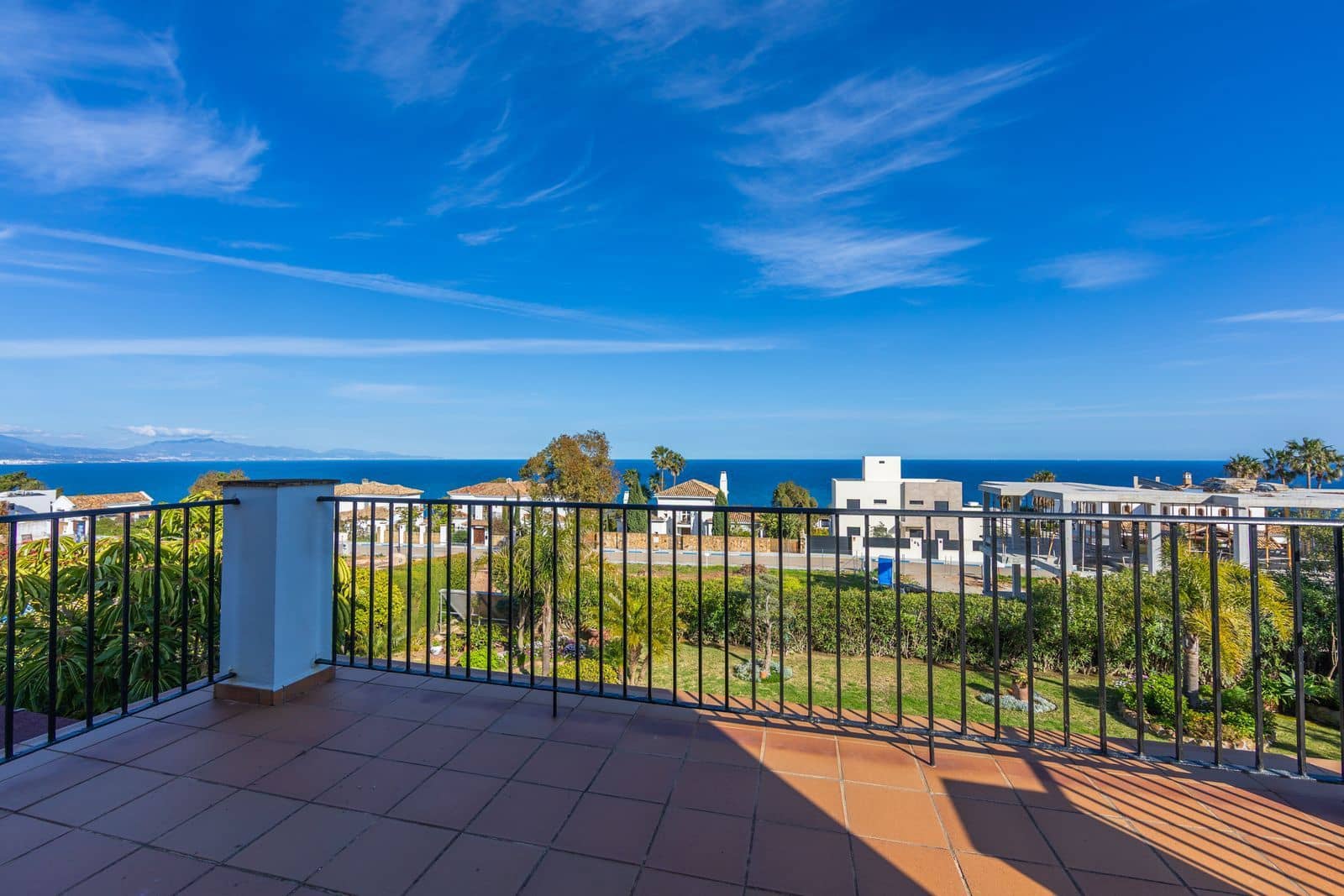 3 soverom Villa til salgs i La Duquesa / Puerto de la Duquesa - € 875 000 (Ref: 9864807)