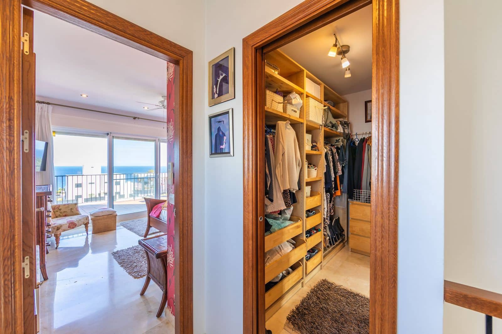 3 soverom Villa til salgs i La Duquesa / Puerto de la Duquesa - € 875 000 (Ref: 9864807)
