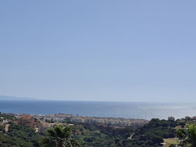 3 sovrum Hus till salu i La Duquesa / Puerto de la Duquesa, Manilva - 430 000 € (Ref: 9864813)