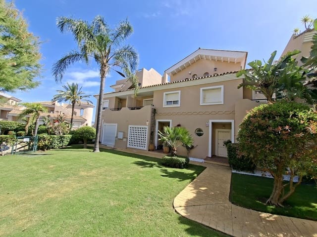 3 sovrum Hus till salu i La Duquesa / Puerto de la Duquesa, Manilva - 430 000 € (Ref: 9864813)