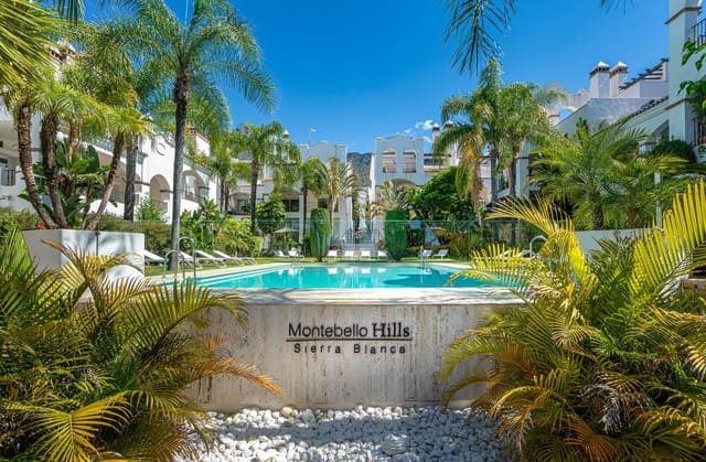 3 quarto Apartamento para venda em Sierra Blanca, Marbella - 995 000 € (Ref: 9864814)