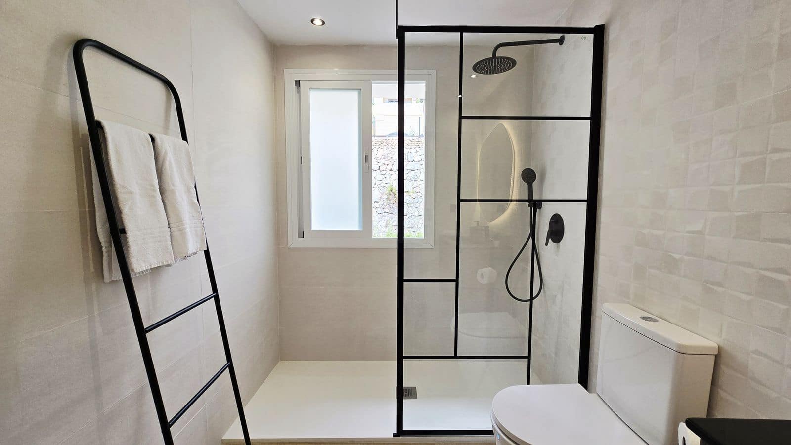 3 bedroom Apartment for sale in La Quinta - € 589,000 (Ref: 9864820)