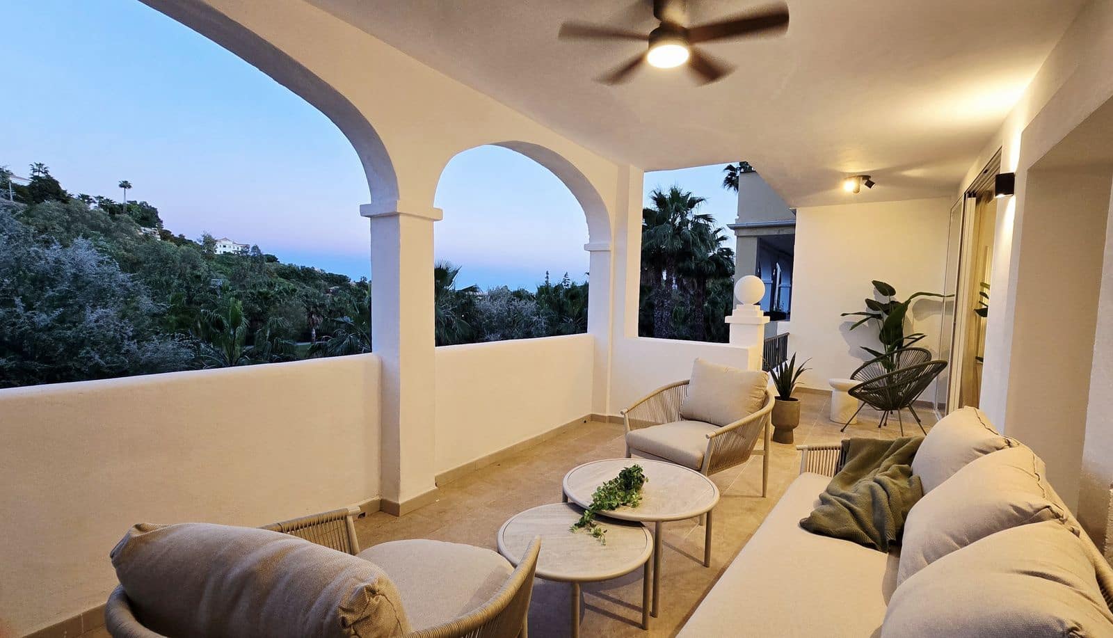 3 bedroom Apartment for sale in La Quinta - € 589,000 (Ref: 9864820)