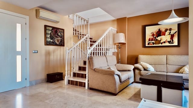 5 chambre Maison de Ville à vendre à Torremolinos - 860 000 € (Ref: 9864823)