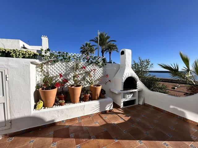 2 sovrum Semi-fristående Villa till salu i La Duquesa / Puerto de la Duquesa, Manilva - 569 000 € (Ref: 9864824)