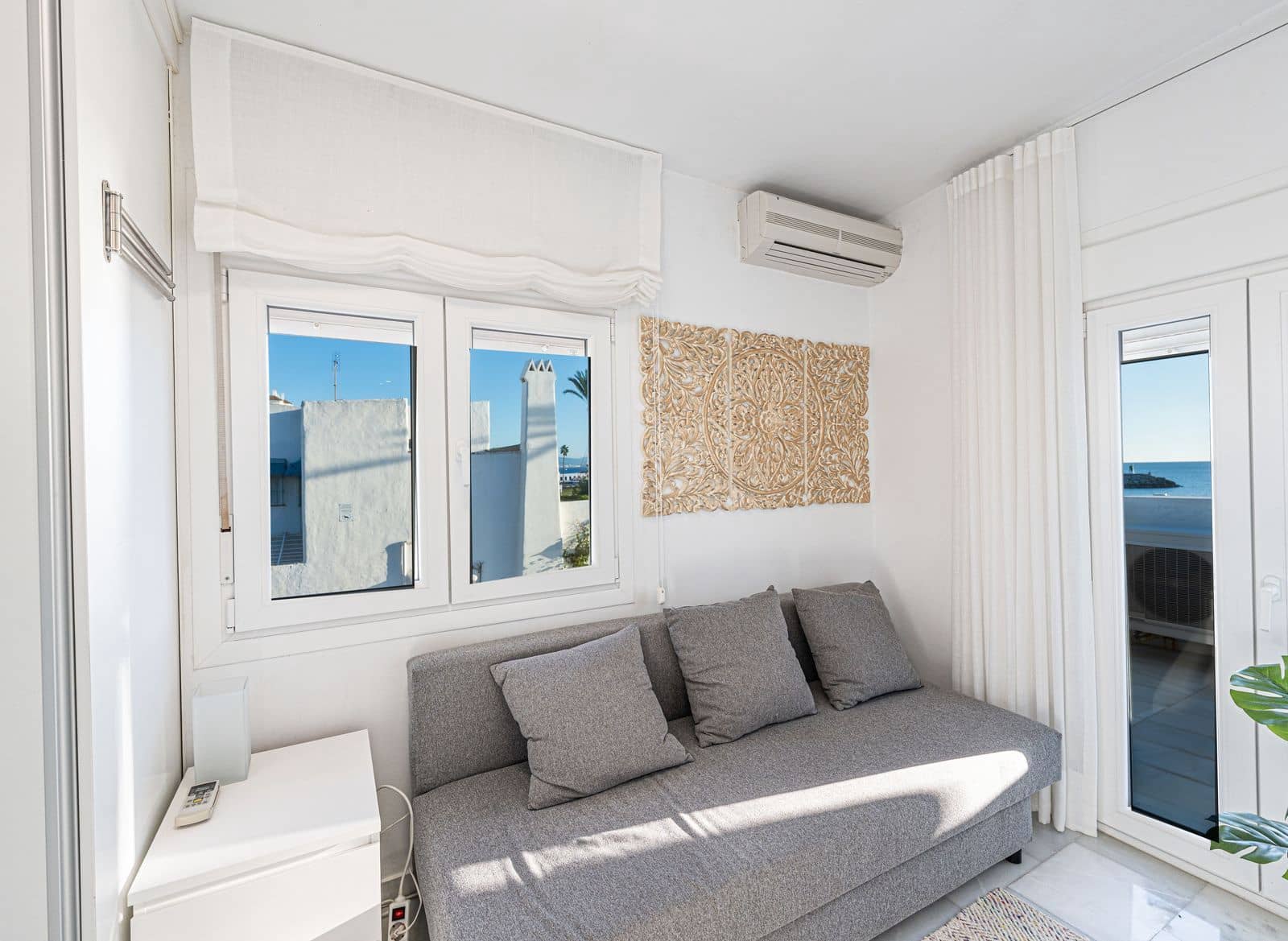 2 sovrum Semi-fristående Villa till salu i La Duquesa / Puerto de la Duquesa - 569 000 € (Ref: 9864824)