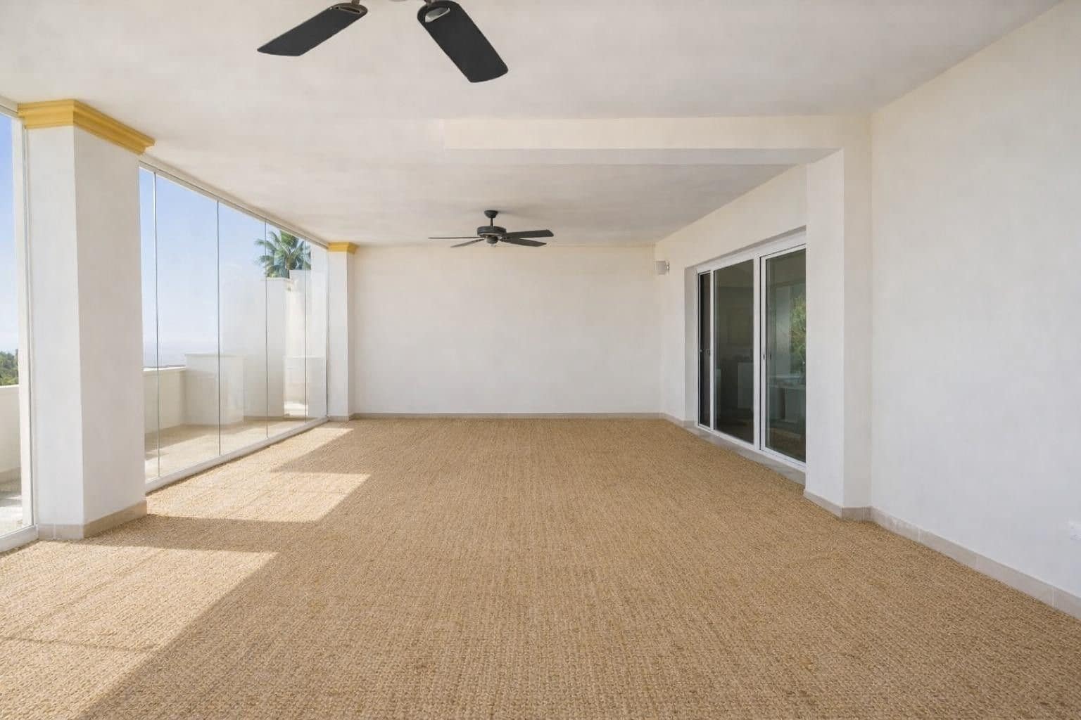 2 slaapkamer Appartement te koop in New Golden Mile - € 694.000 (Ref: 9864832)