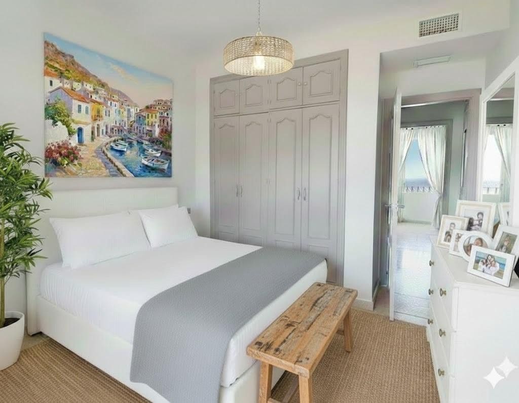 2 slaapkamer Appartement te koop in New Golden Mile - € 694.000 (Ref: 9864832)