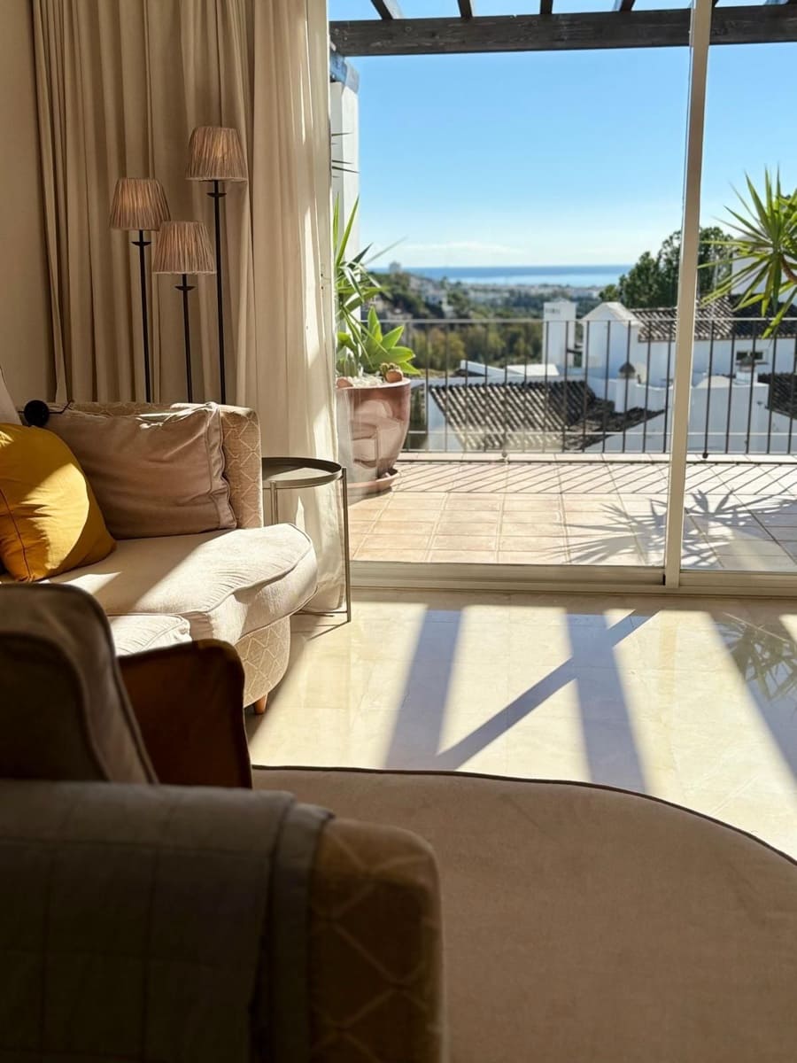 3 bedroom Penthouse for sale in La Quinta - € 735,000 (Ref: 9864843)