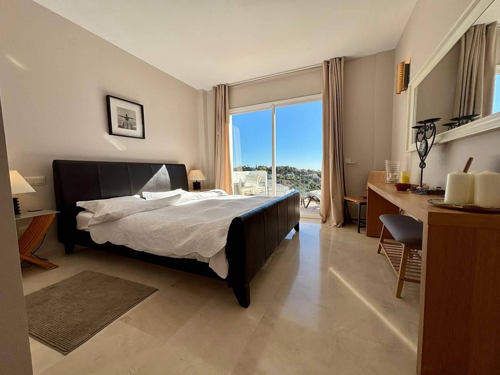 3 bedroom Penthouse for sale in La Quinta - € 735,000 (Ref: 9864843)