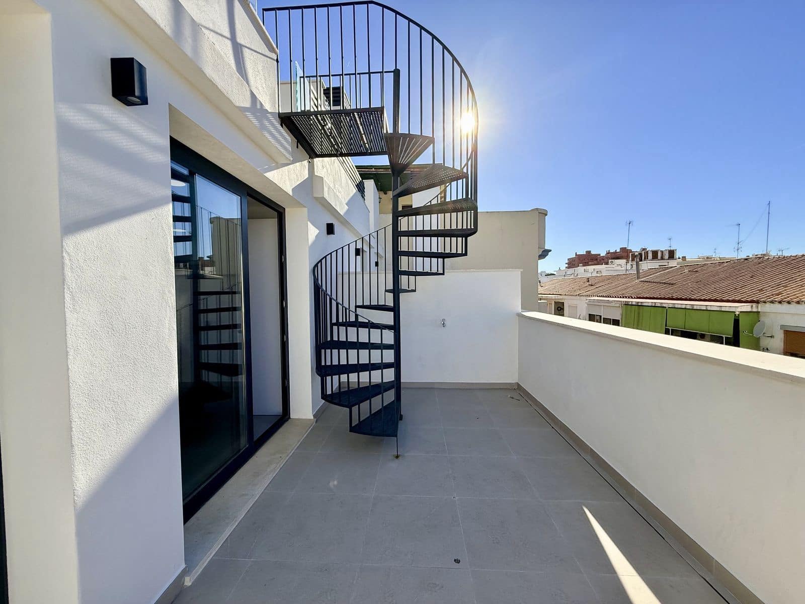 1 quarto Penthouse para venda em Estepona - 630 000 € (Ref: 9864854)
