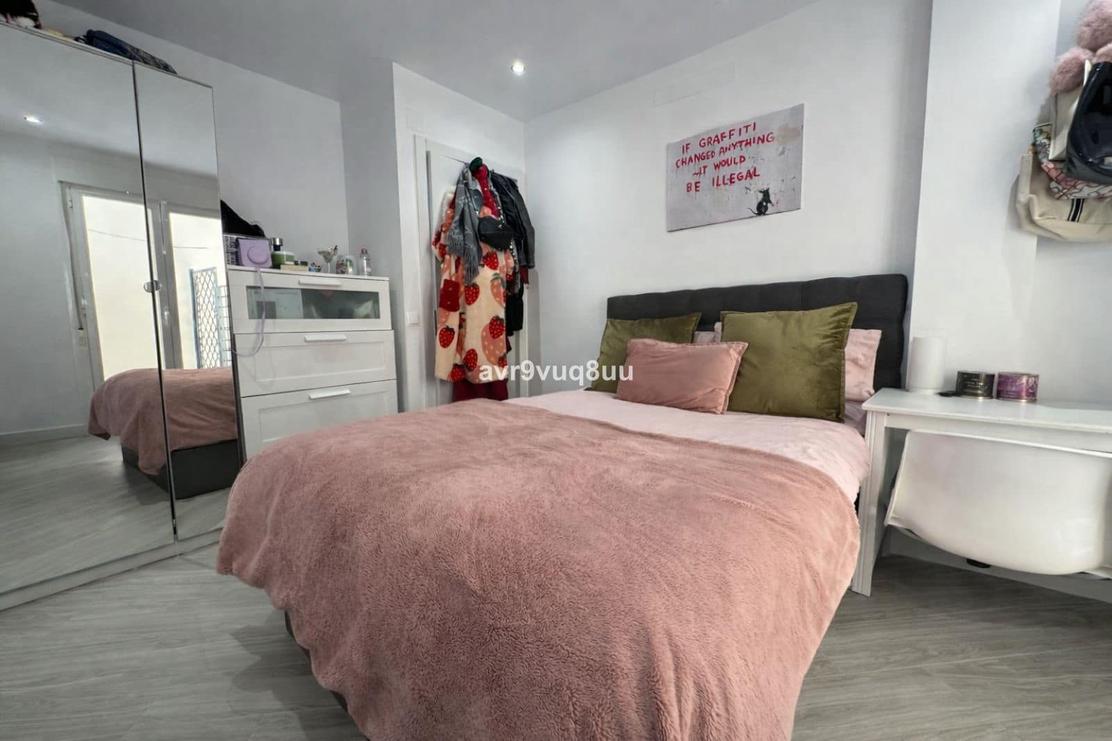 4 soveværelse Semi-Rækkehus til salg i Riviera del Sol - € 469.950 (Ref: 9864856)