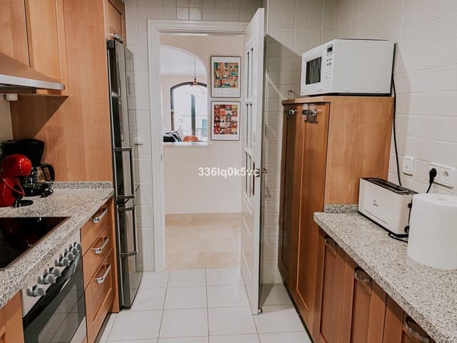 2 sovrum Lägenhet till salu i Los Arqueros, Benahavís - 430 000 € (Ref: 9864858)