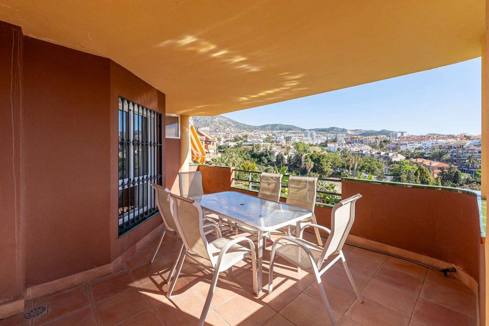 2 sypialnia Apartament na sprzedaż w Benalmadena Costa - 395 000 € (Ref: 9864864)