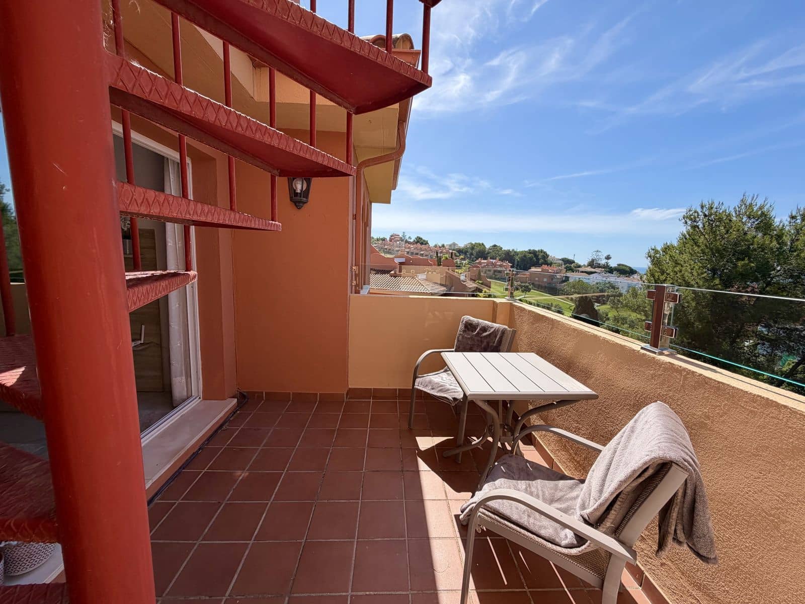 2 sovrum Takvåning till salu i Cabopino - 395 000 € (Ref: 9864868)