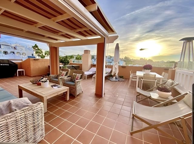 2 sovrum Takvåning till salu i Cabopino, Marbella - 395 000 € (Ref: 9864868)