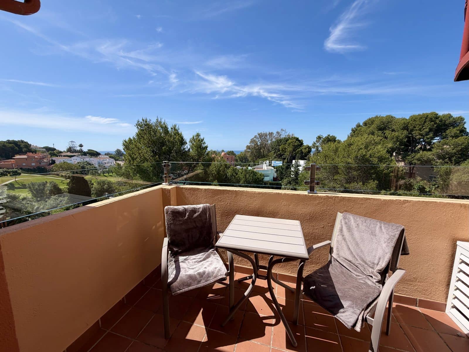 2 sovrum Takvåning till salu i Cabopino - 395 000 € (Ref: 9864868)