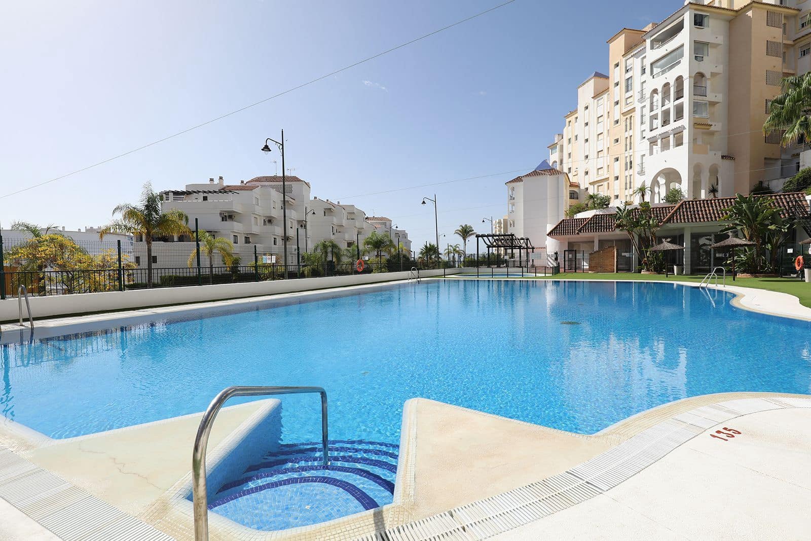 3 sypialnia Apartament na sprzedaż w Estepona - 499 000 € (Ref: 9864873)