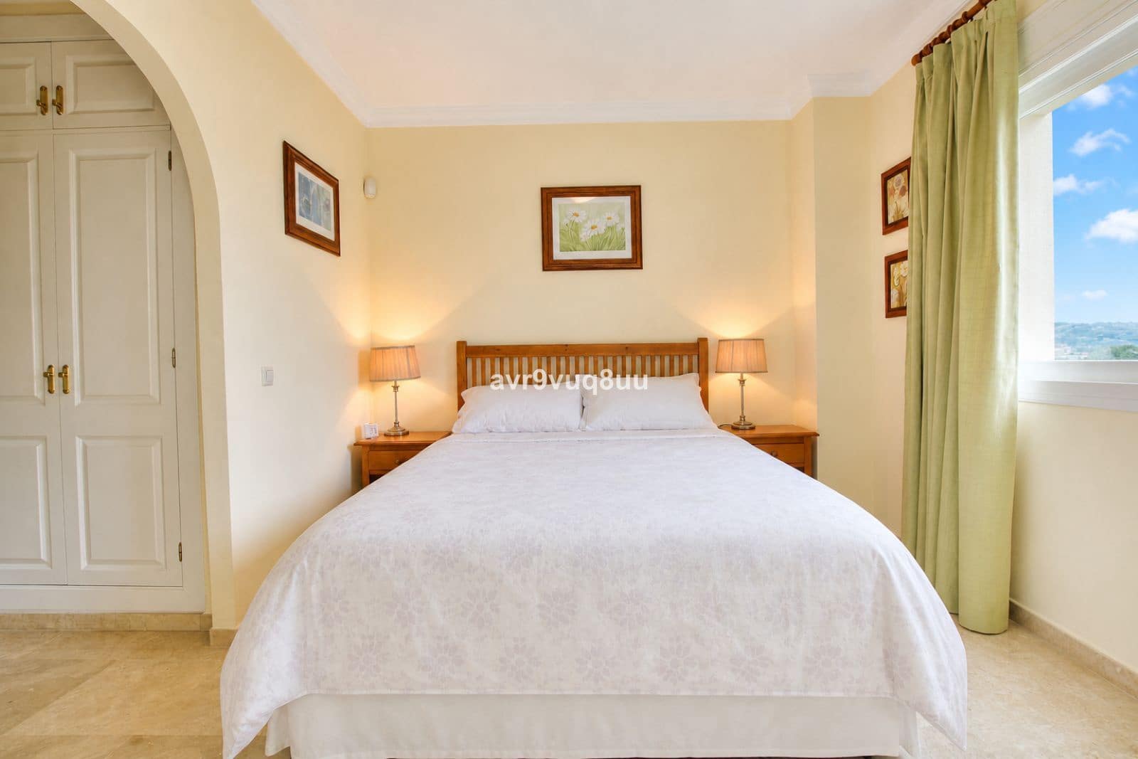 2 bedroom Apartment for sale in Mijas Golf - € 359,000 (Ref: 9864882)