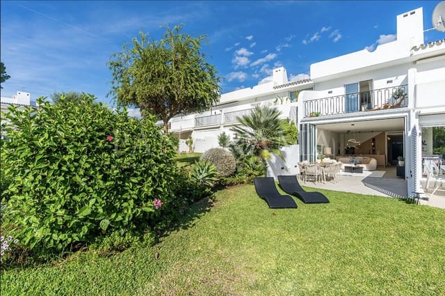 4 slaapkamer Huis te koop in Nueva Andalucia, Marbella - € 1.395.000 (Ref: 9864885)