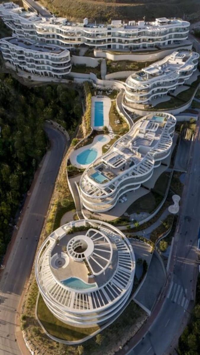 3 bedroom Apartment for sale in La Quinta - € 1,950,000 (Ref: 9864886)