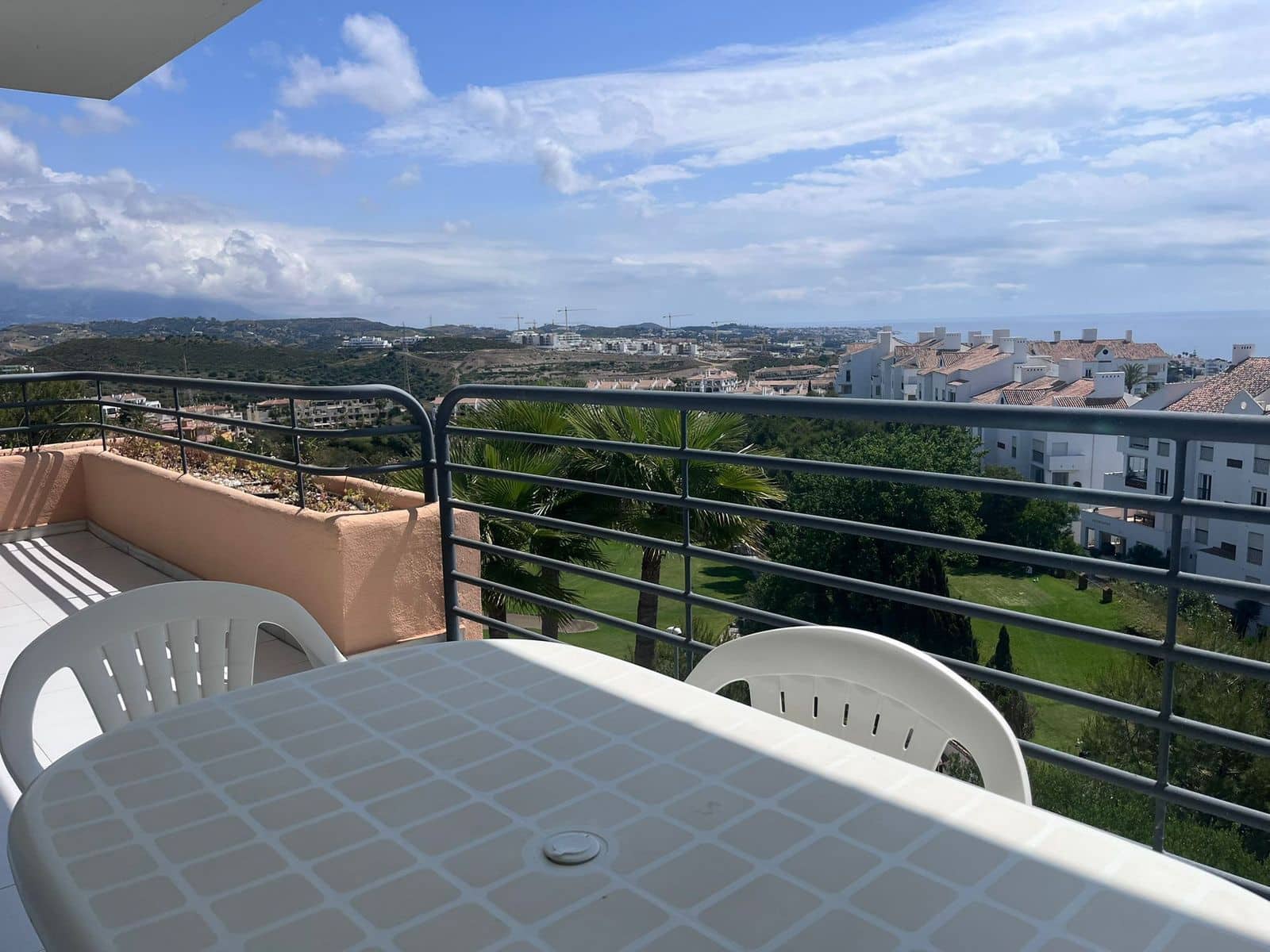 3 slaapkamer Penthouse te koop in Riviera del Sol - € 560.000 (Ref: 9864894)