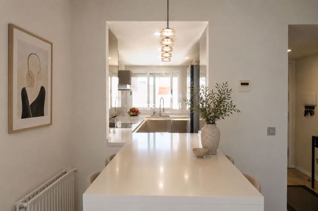 2 slaapkamer Penthouse te koop in San Pedro de Alcantara, Marbella - € 499.900 (Ref: 9864899)