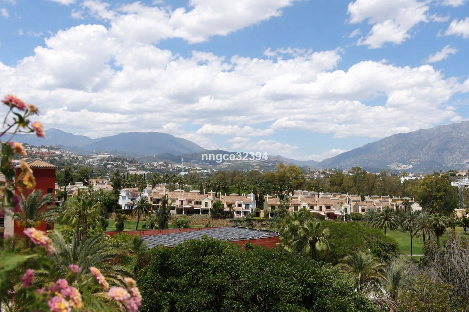 2 slaapkamer Penthouse te koop in San Pedro de Alcantara - € 499.900 (Ref: 9864899)
