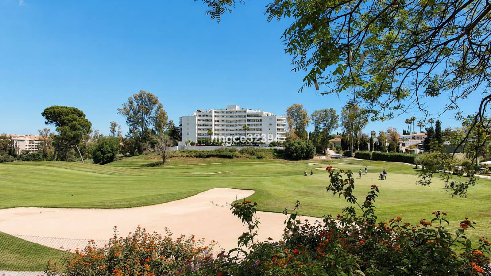 2 slaapkamer Penthouse te koop in San Pedro de Alcantara - € 499.900 (Ref: 9864899)