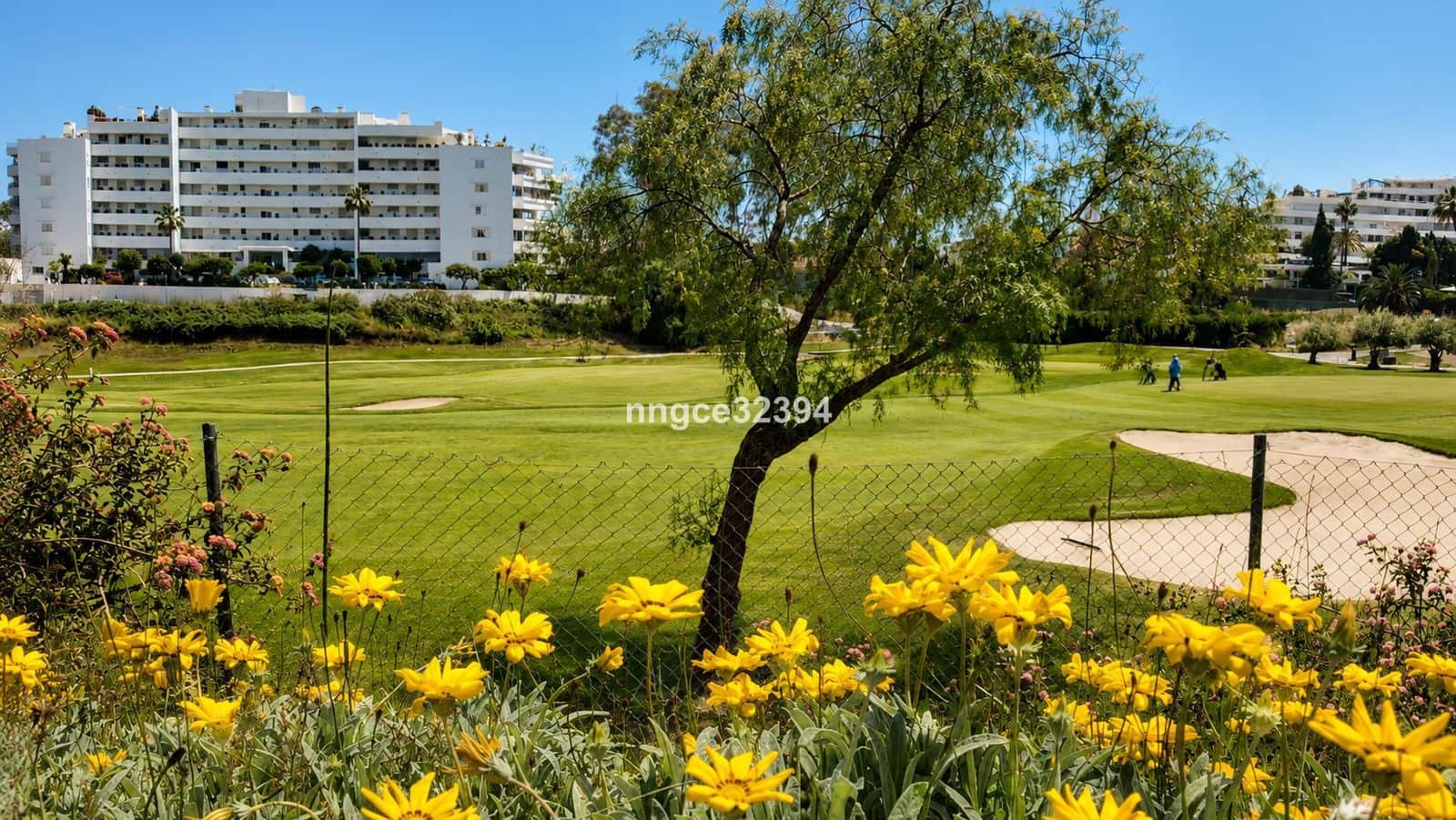 2 slaapkamer Penthouse te koop in San Pedro de Alcantara - € 499.900 (Ref: 9864899)