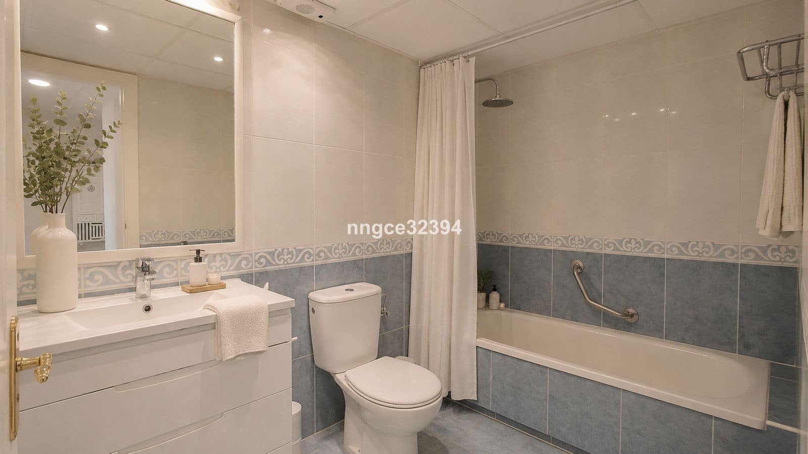 2 slaapkamer Penthouse te koop in San Pedro de Alcantara - € 499.900 (Ref: 9864899)
