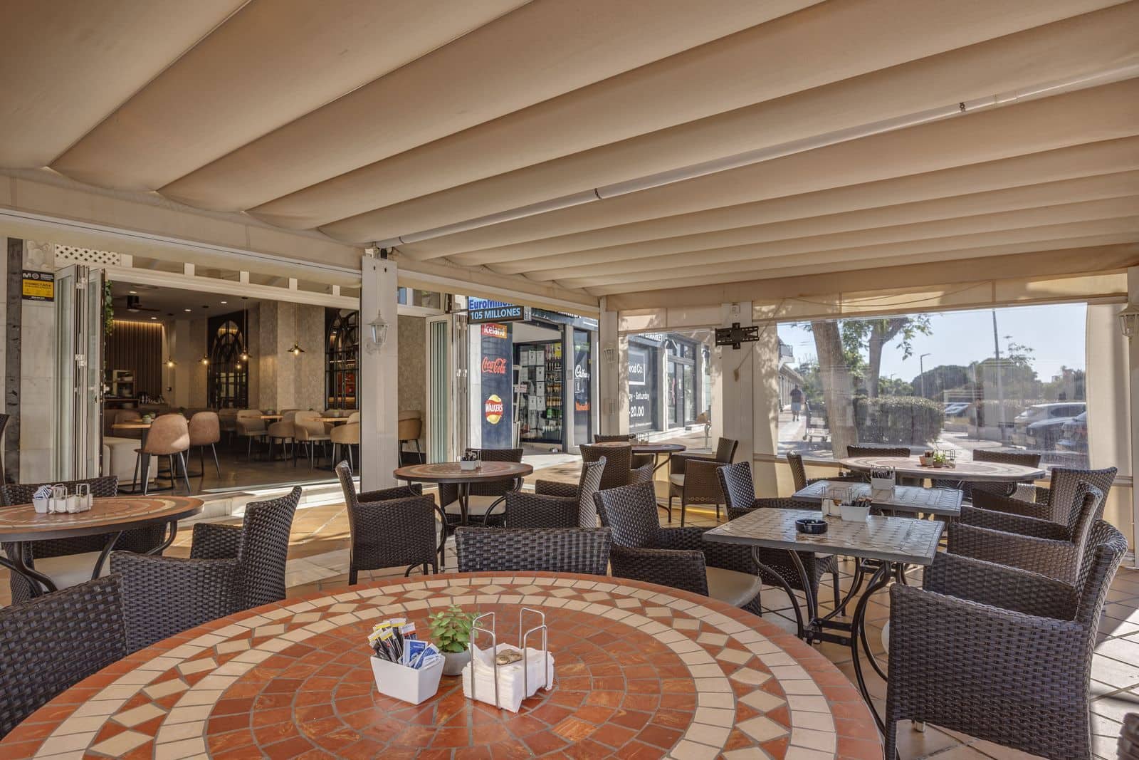 Commercieel te koop in Guadalmina - € 780.000 (Ref: 9864902)