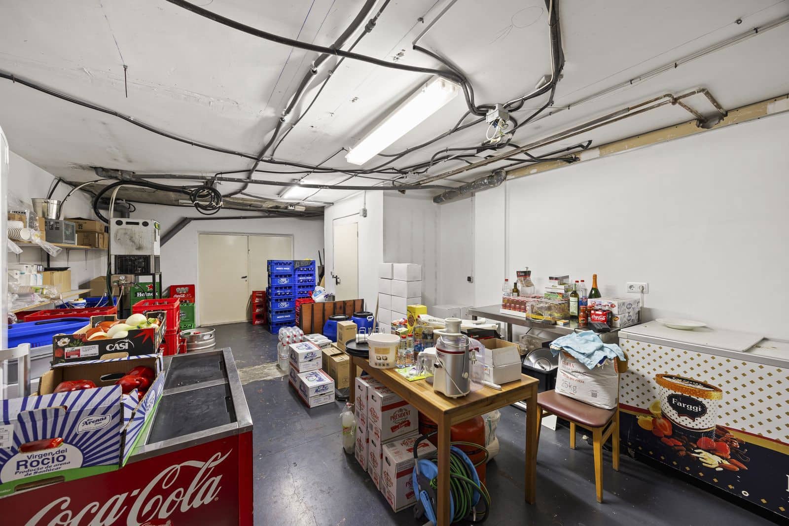 Commercieel te koop in Guadalmina - € 780.000 (Ref: 9864902)