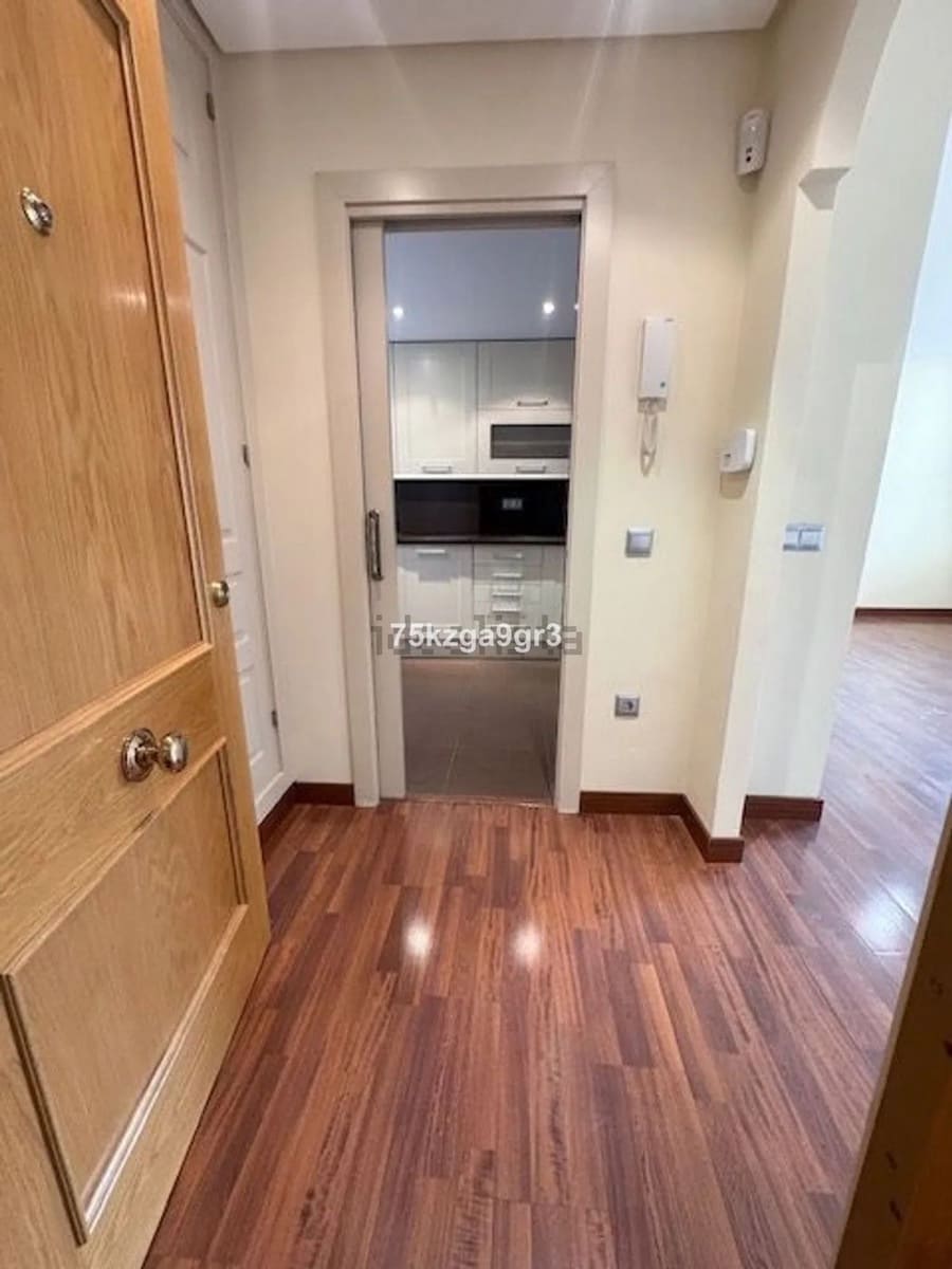 3 bedroom Apartment for sale in Arroyo de la Miel - € 395,000 (Ref: 9864904)