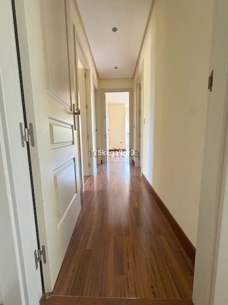 3 bedroom Apartment for sale in Arroyo de la Miel - € 395,000 (Ref: 9864904)