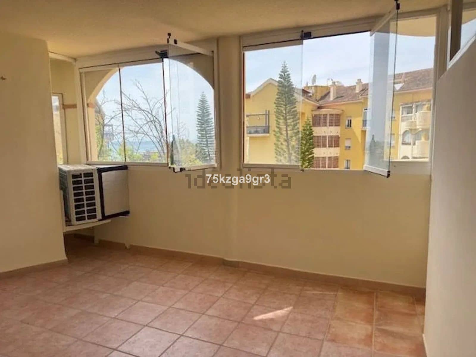 3 bedroom Apartment for sale in Arroyo de la Miel - € 395,000 (Ref: 9864904)