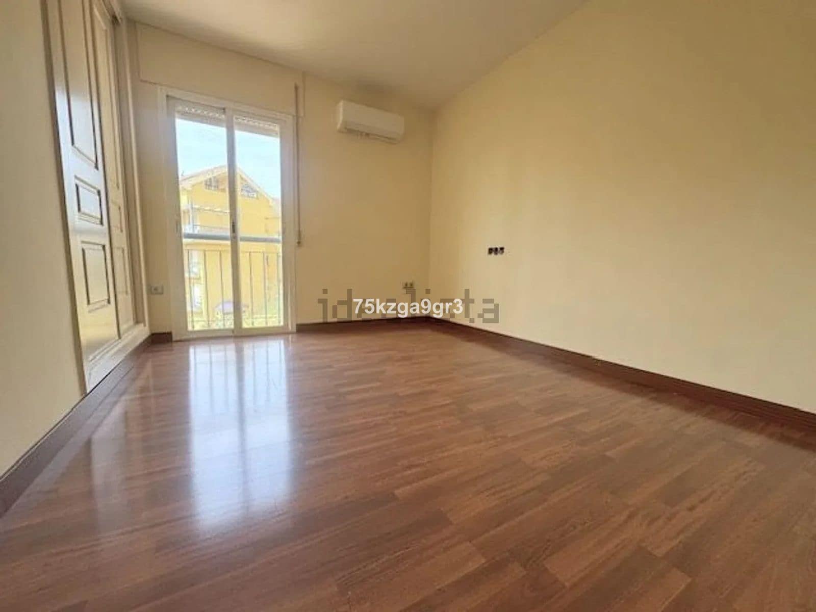 3 bedroom Apartment for sale in Arroyo de la Miel - € 395,000 (Ref: 9864904)