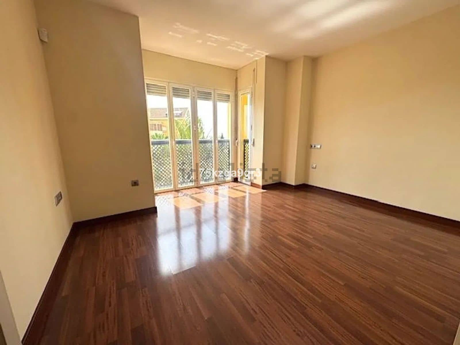 3 bedroom Apartment for sale in Arroyo de la Miel - € 395,000 (Ref: 9864904)