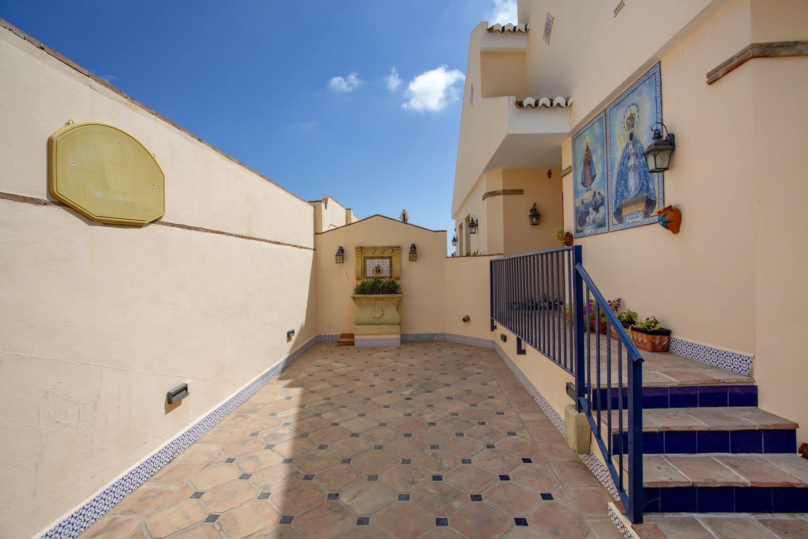 3 soveværelse Semi-Rækkehus til salg i Benalmadena - € 800.000 (Ref: 9864905)