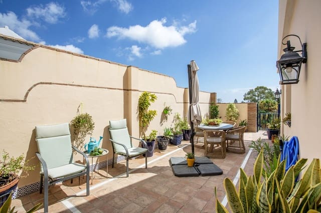 3 soveværelse Semi-Rækkehus til salg i Benalmádena - € 800.000 (Ref: 9864905)
